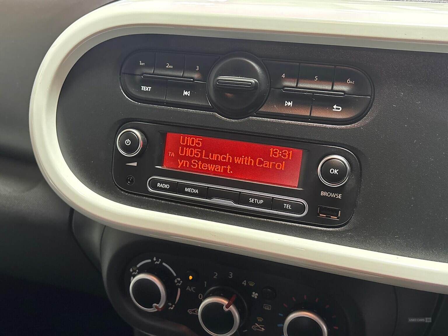Jan 2018 Renault Twingo 1.0 Sce Play 5Dr