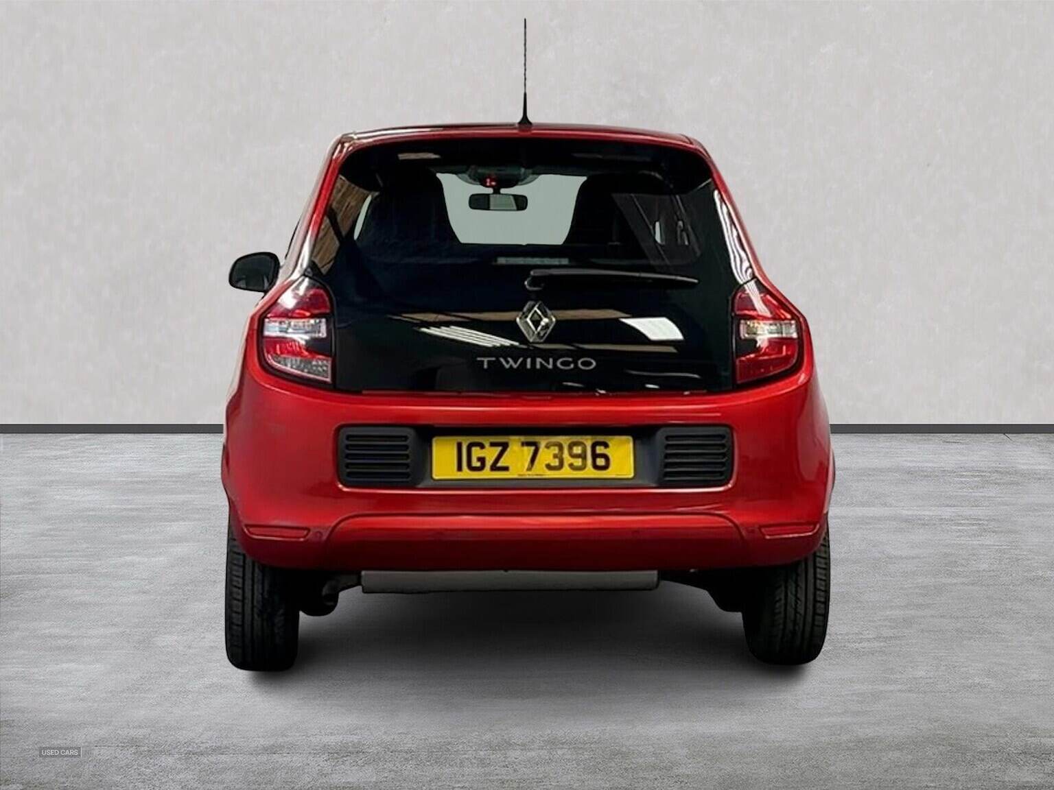 Jan 2018 Renault Twingo 1.0 Sce Play 5Dr