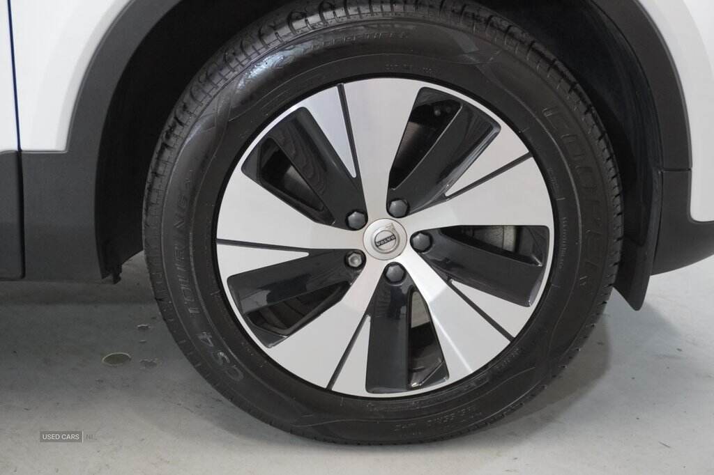 Jan 2023 Volvo XC40 1.5 T4 Recharge PHEV Plus Dark 5dr Auto