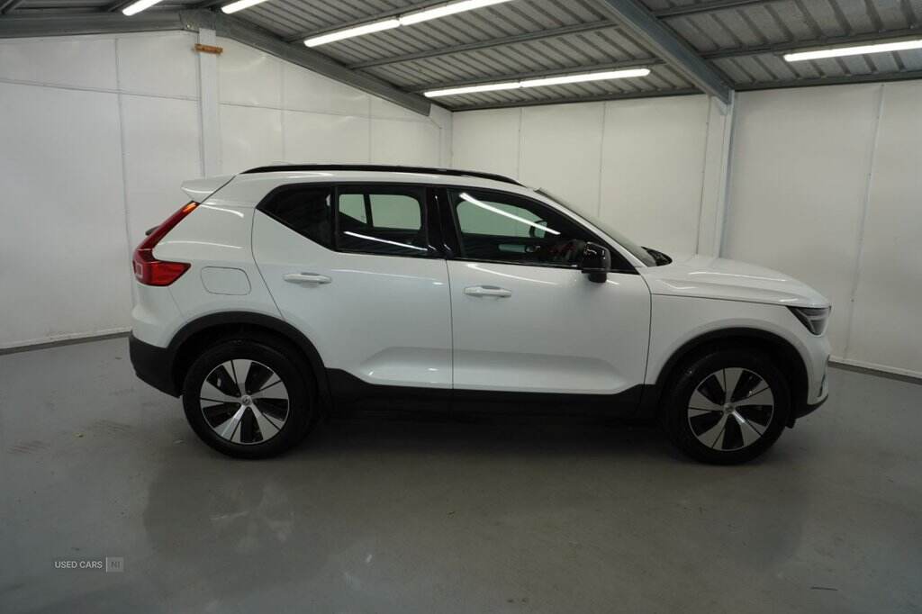 Jan 2023 Volvo XC40 1.5 T4 Recharge PHEV Plus Dark 5dr Auto