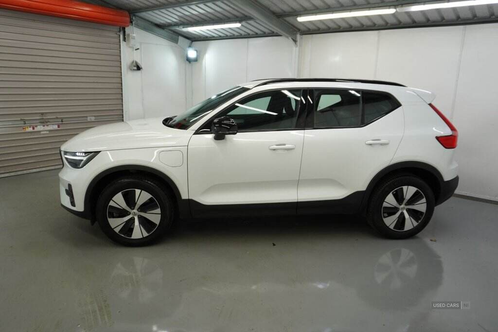 Jan 2023 Volvo XC40 1.5 T4 Recharge PHEV Plus Dark 5dr Auto