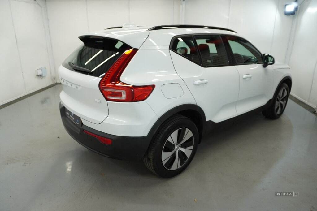 Jan 2023 Volvo XC40 1.5 T4 Recharge PHEV Plus Dark 5dr Auto