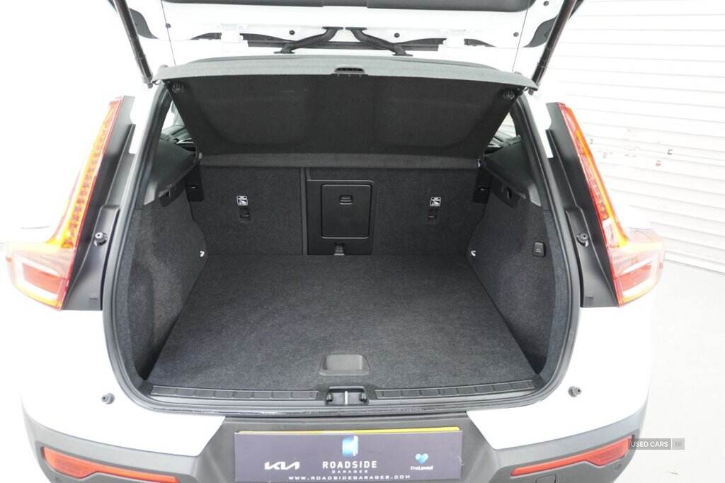 Jan 2023 Volvo XC40 1.5 T4 Recharge PHEV Plus Dark 5dr Auto
