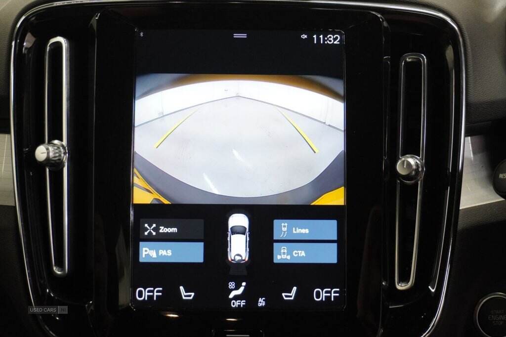 Jan 2023 Volvo XC40 1.5 T4 Recharge PHEV Plus Dark 5dr Auto