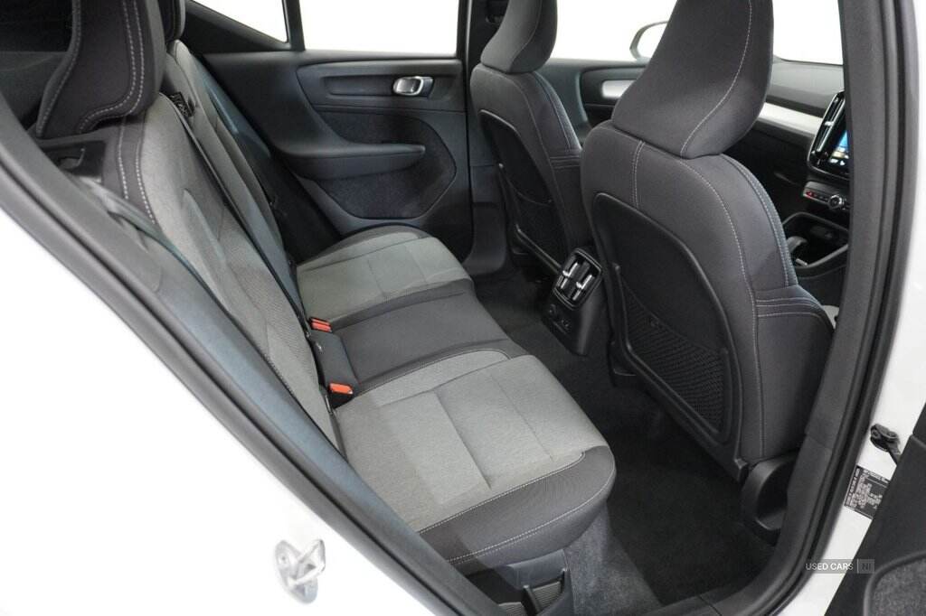Jan 2023 Volvo XC40 1.5 T4 Recharge PHEV Plus Dark 5dr Auto