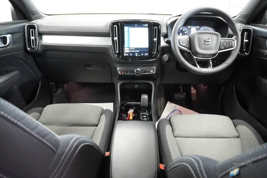 Jan 2023 Volvo XC40 1.5 T4 Recharge PHEV Plus Dark 5dr Auto
