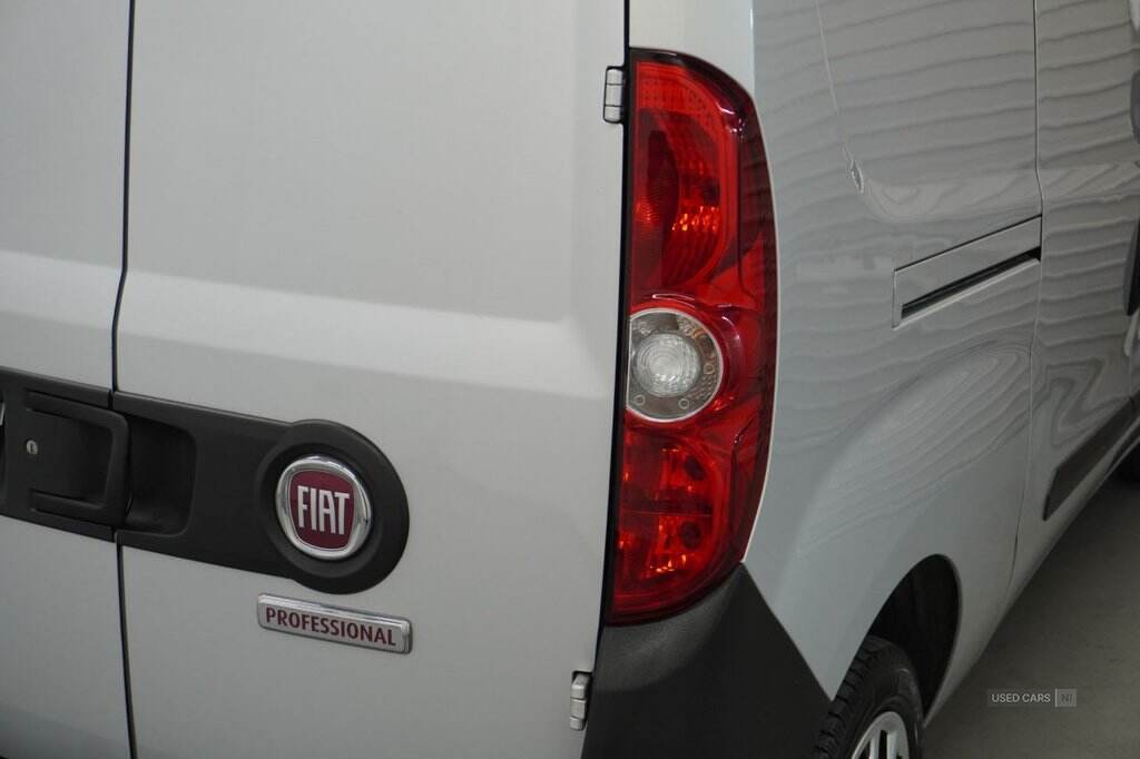 2021 Fiat Doblo 1.6 MultiJetII Maxi Tecnico Panel Van 6dr Diesel Manual L2 H1 Euro 6 (s/s) (120 bhp)