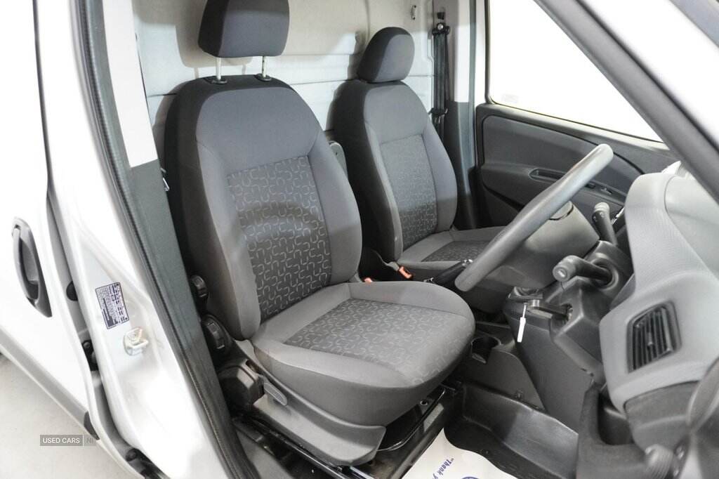 2021 Fiat Doblo 1.6 MultiJetII Maxi Tecnico Panel Van 6dr Diesel Manual L2 H1 Euro 6 (s/s) (120 bhp)