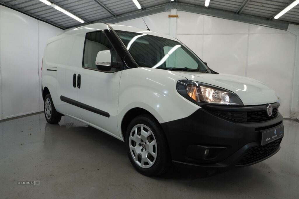 2021 Fiat Doblo 1.6 MultiJetII Maxi Tecnico Panel Van 6dr Diesel Manual L2 H1 Euro 6 (s/s) (105 bhp)