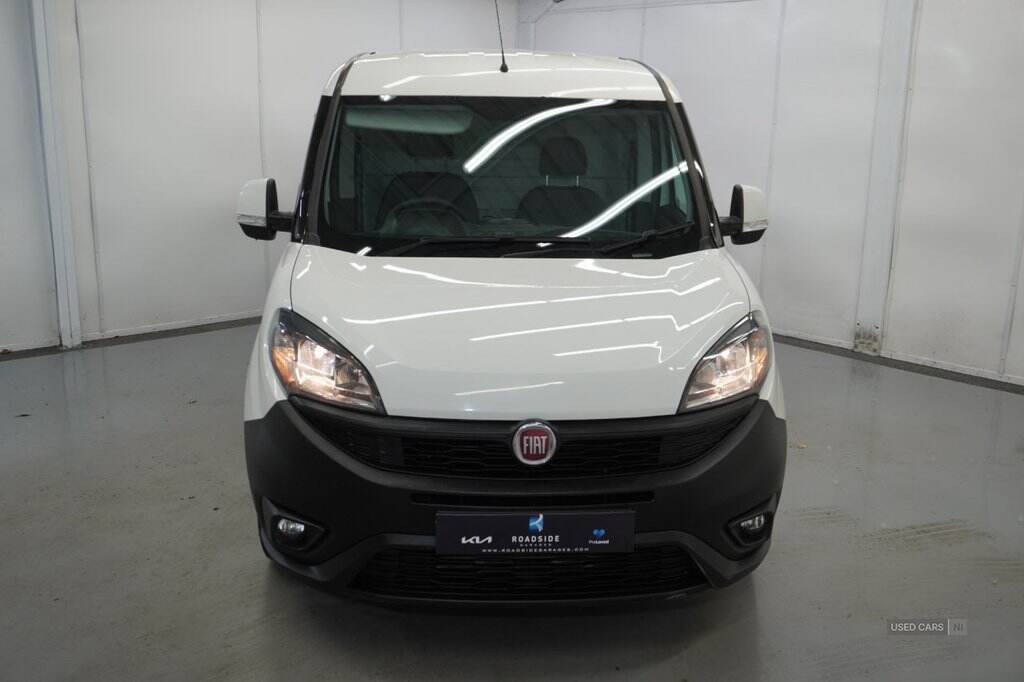 2021 Fiat Doblo 1.6 MultiJetII Maxi Tecnico Panel Van 6dr Diesel Manual L2 H1 Euro 6 (s/s) (105 bhp)