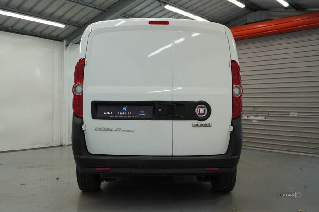 2021 Fiat Doblo 1.6 MultiJetII Maxi Tecnico Panel Van 6dr Diesel Manual L2 H1 Euro 6 (s/s) (105 bhp)