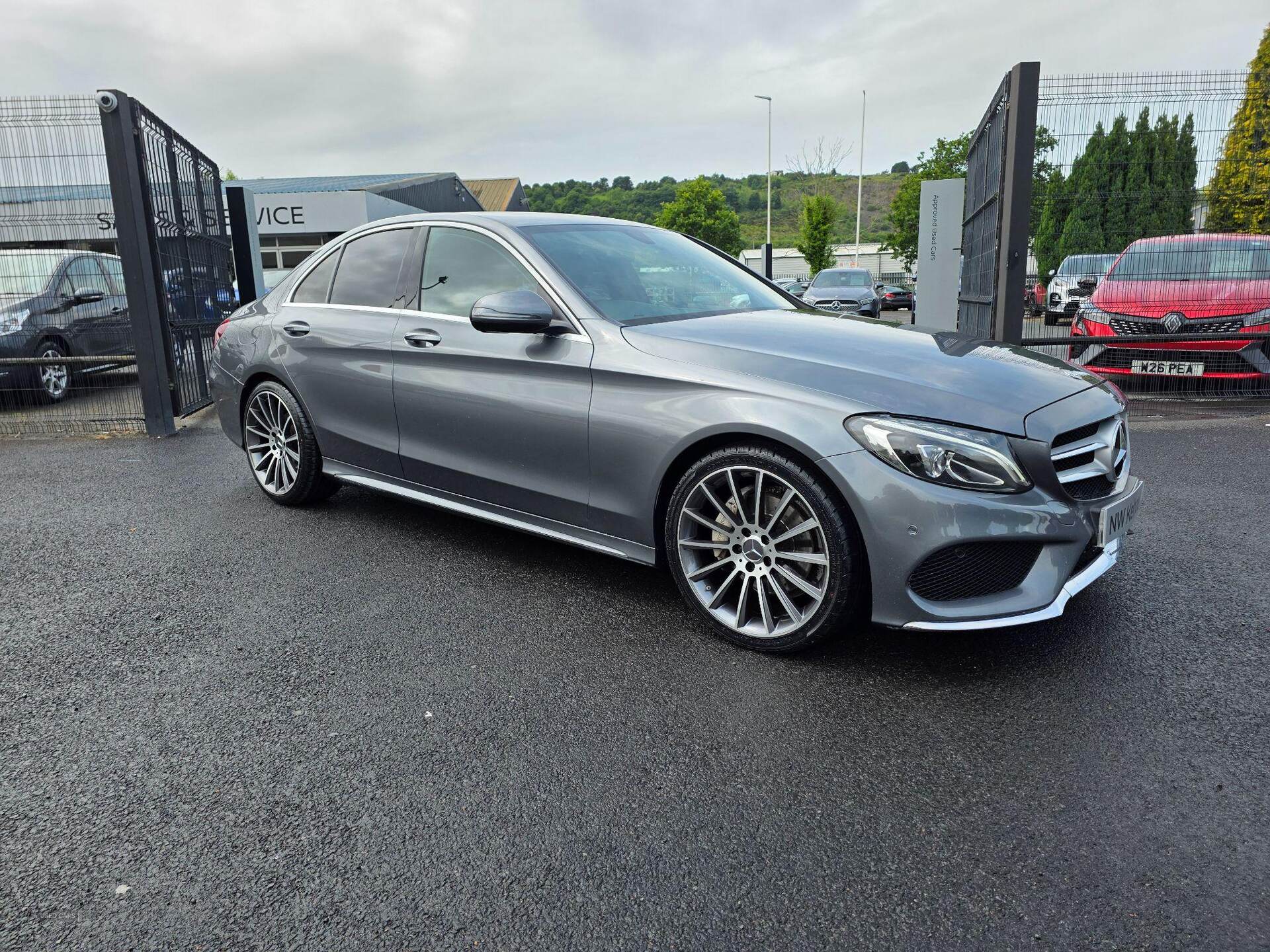 Nov 2017 Mercedes-Benz C Class C220d AMG Line 4dr 9G-Tronic
