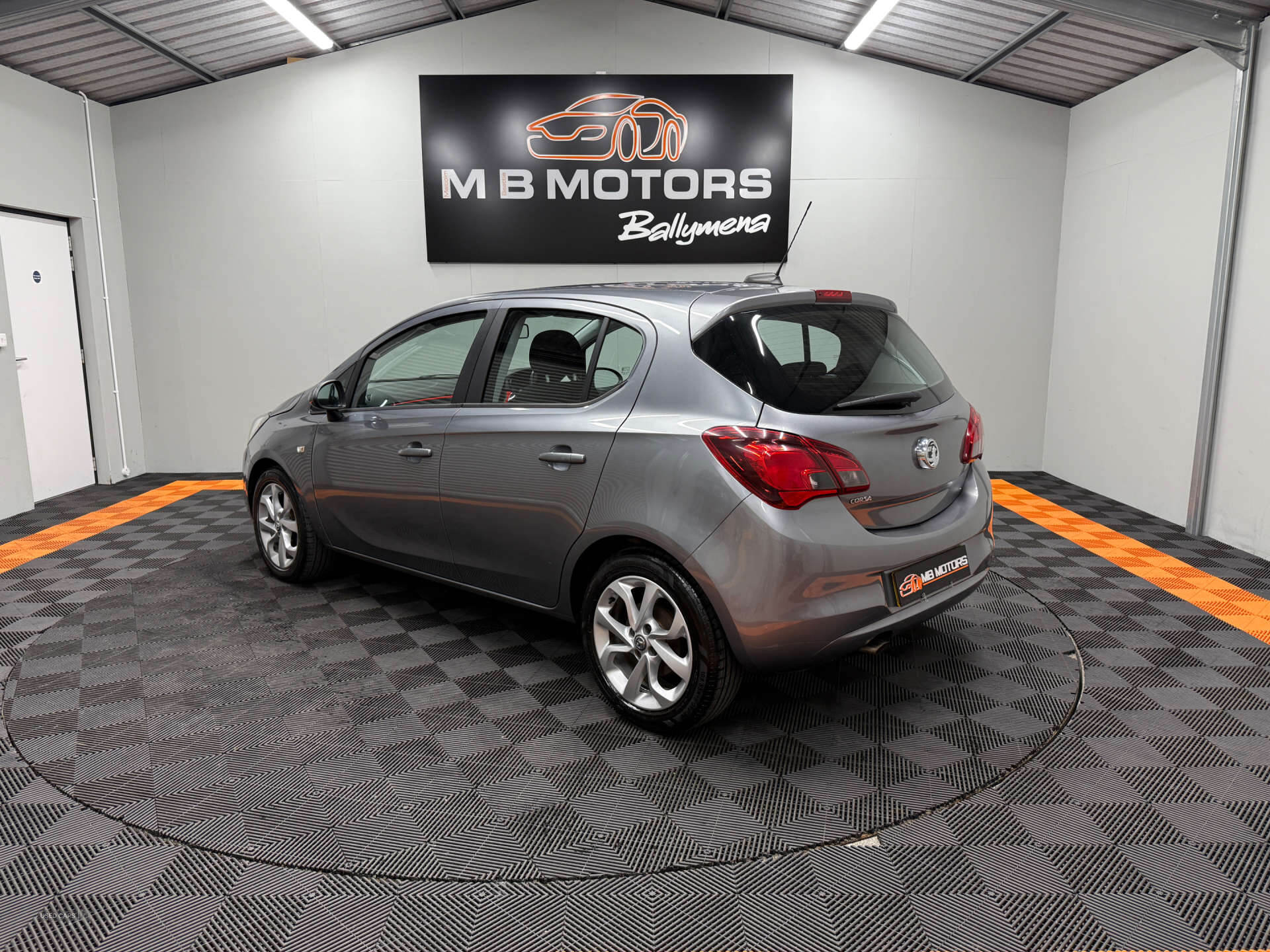 Apr 2019 Vauxhall Corsa 1.4 SRi Nav 5dr