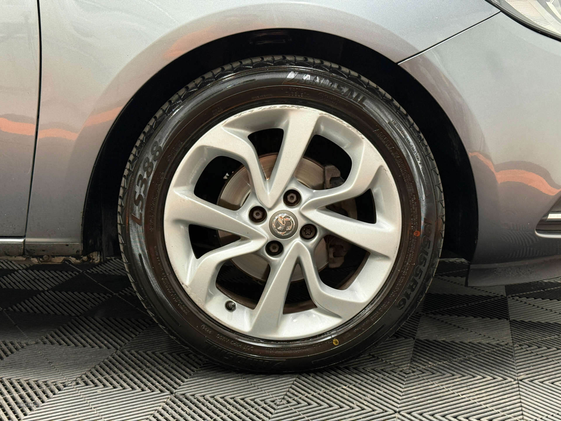 Apr 2019 Vauxhall Corsa 1.4 SRi Nav 5dr