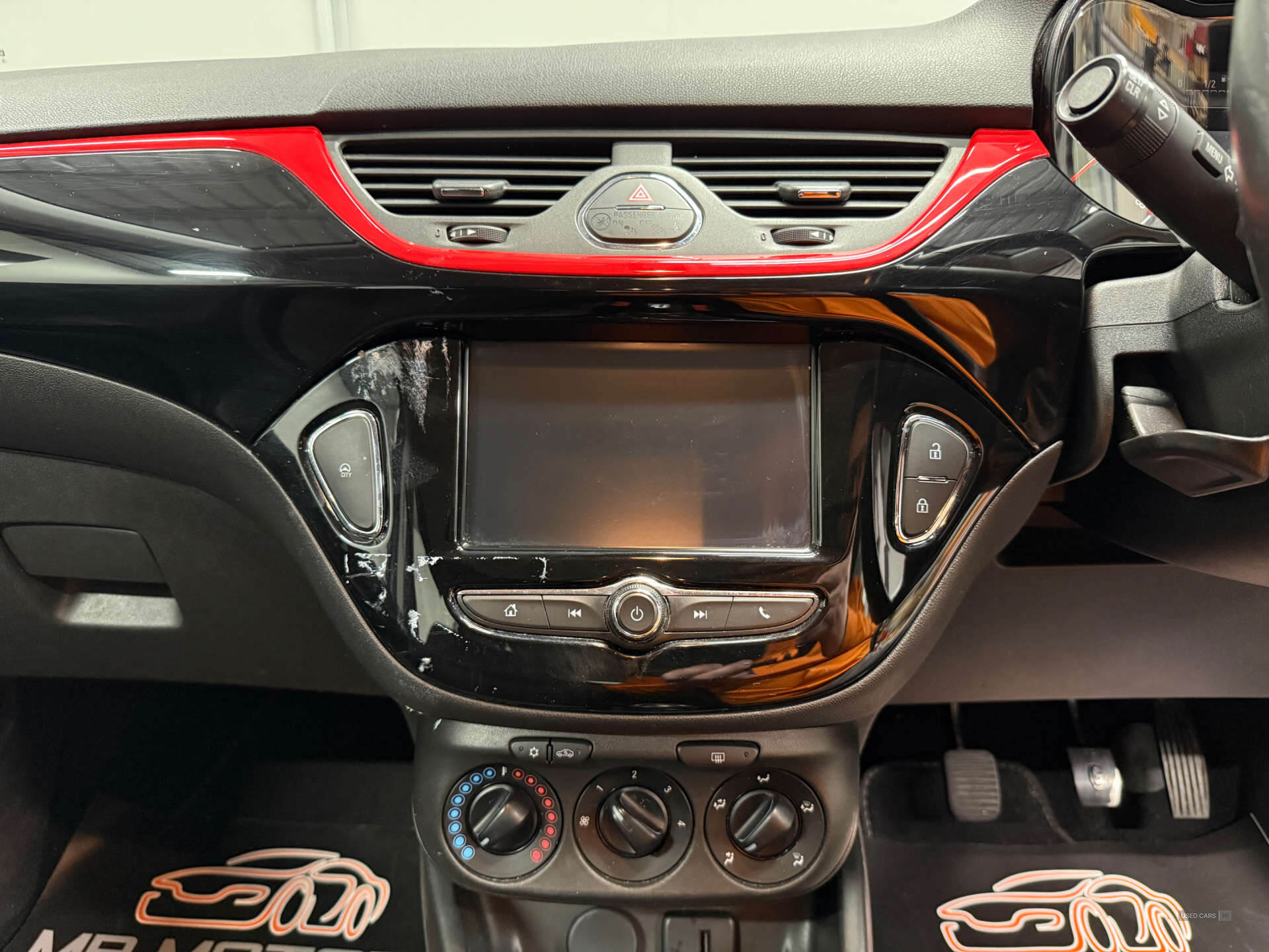 Apr 2019 Vauxhall Corsa 1.4 SRi Nav 5dr