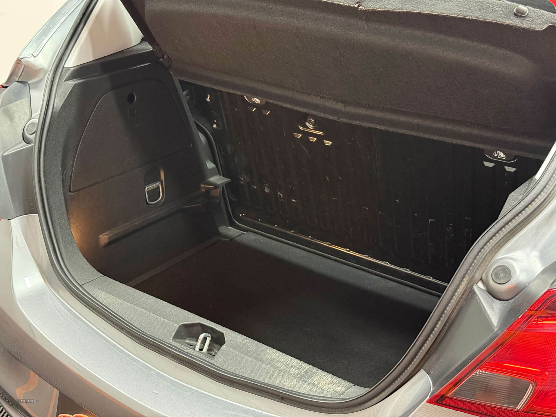 Apr 2019 Vauxhall Corsa 1.4 SRi Nav 5dr