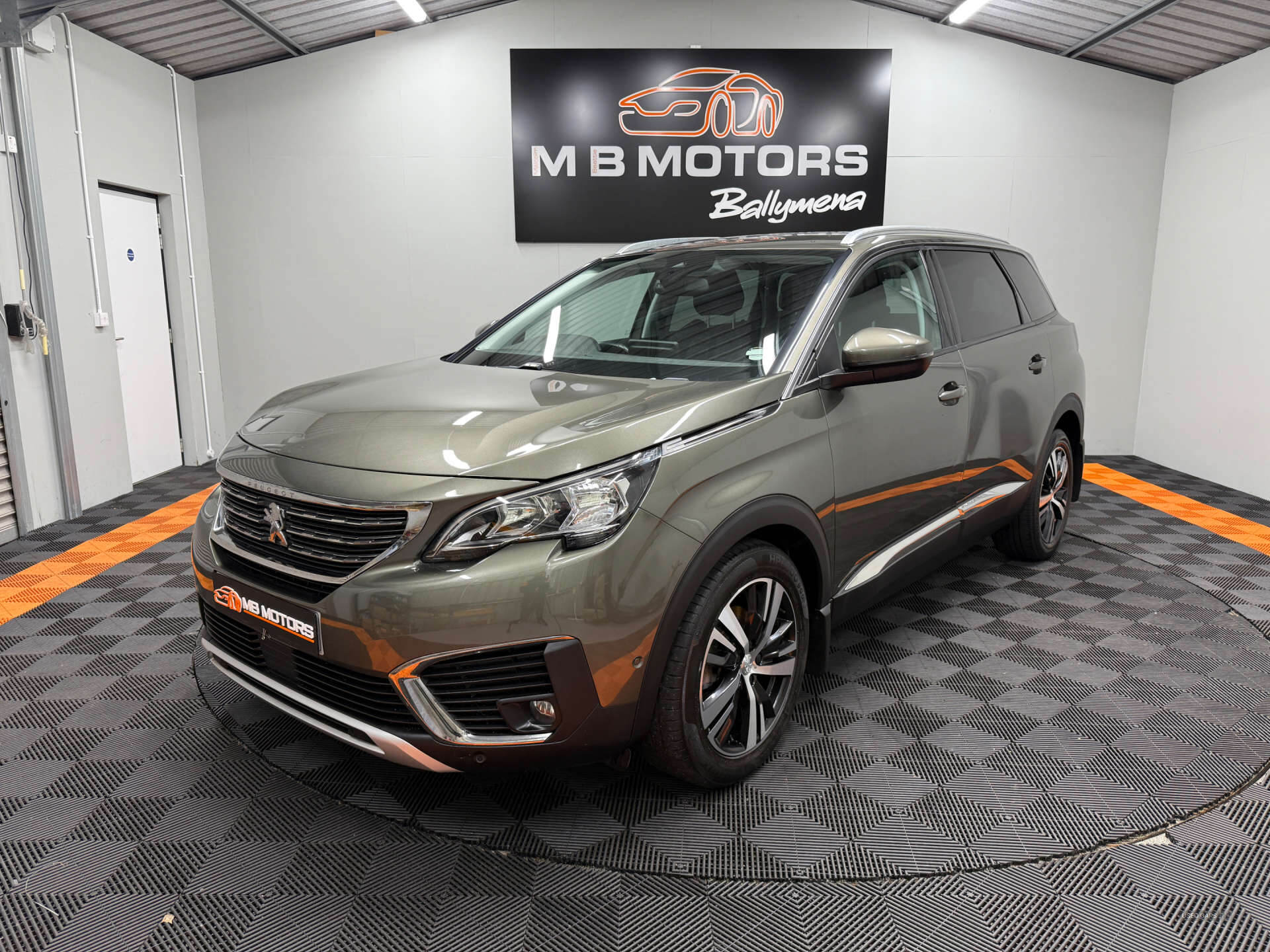 Apr 2019 Peugeot 5008 1.5 BlueHDi Allure 5dr