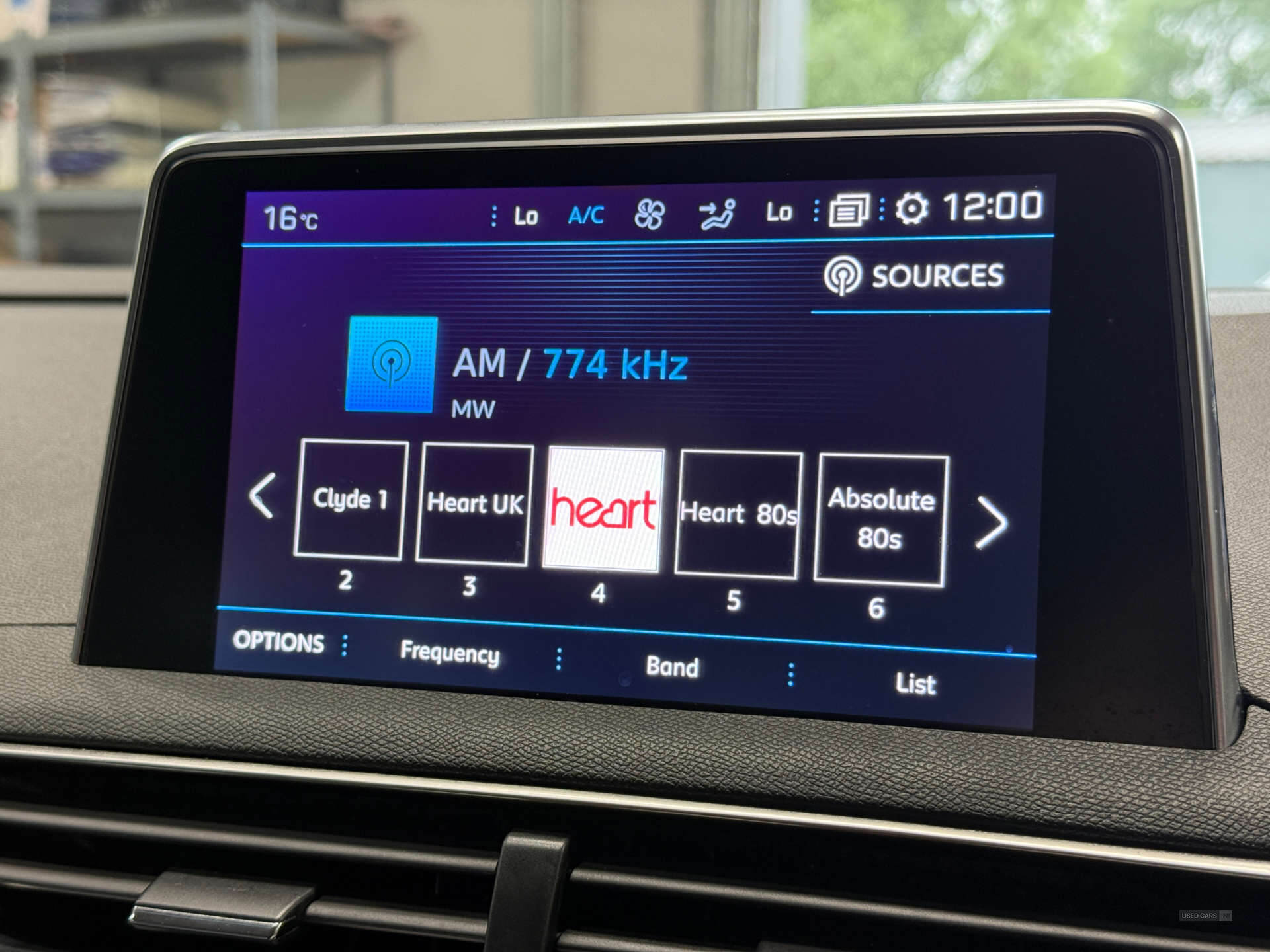 Apr 2019 Peugeot 5008 1.5 BlueHDi Allure 5dr