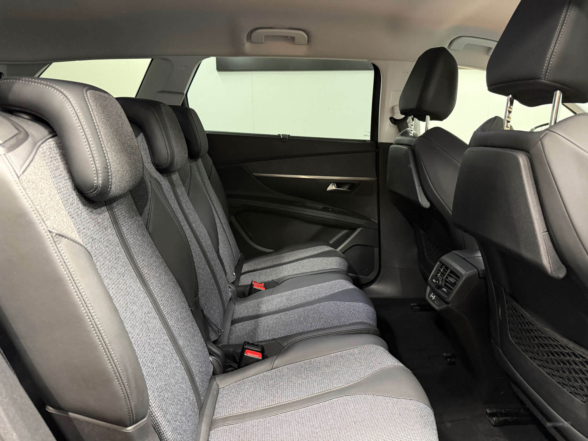 Apr 2019 Peugeot 5008 1.5 BlueHDi Allure 5dr