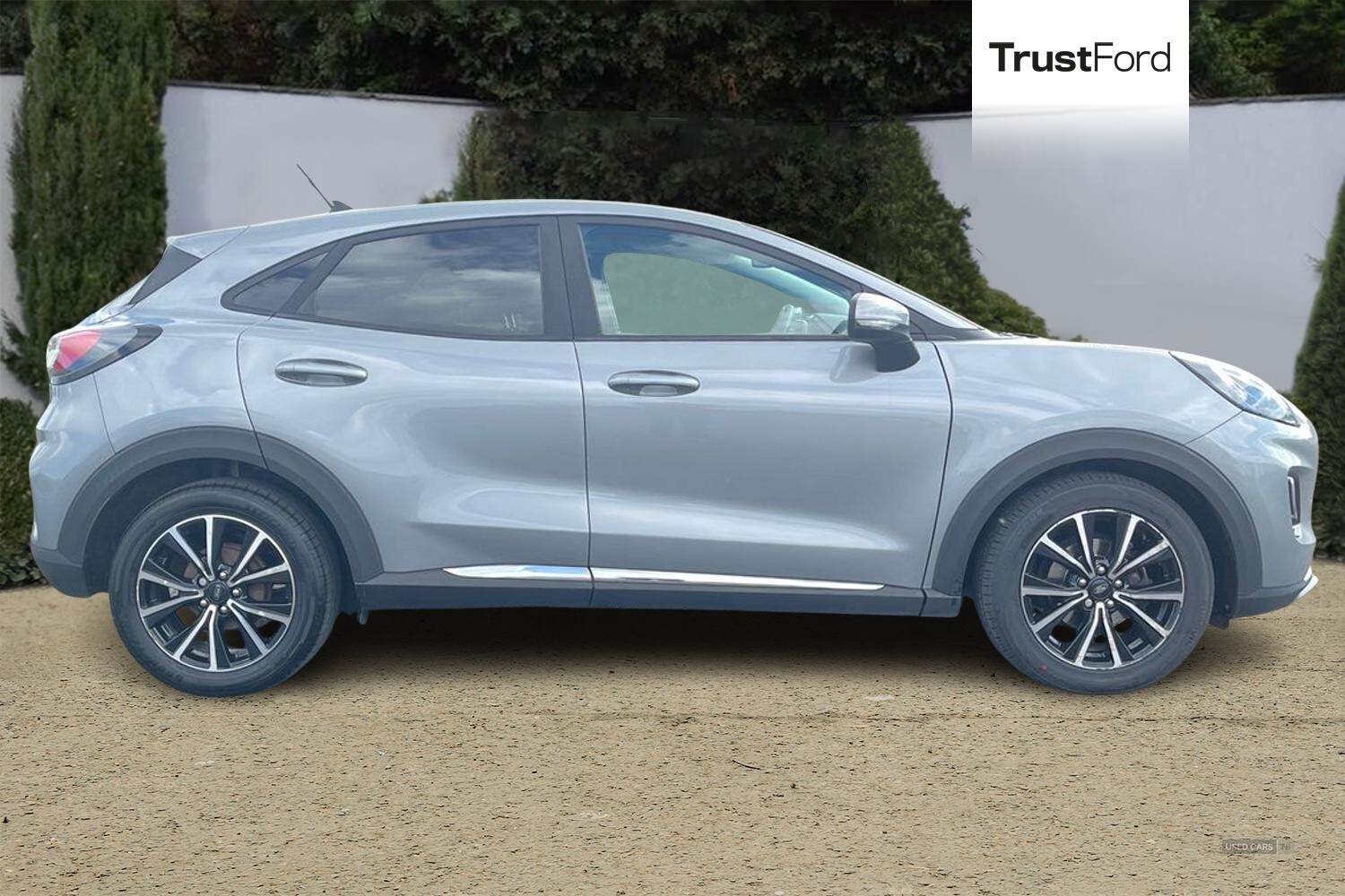 Jun 2021 Ford Puma 1.0 EcoBoost Hybrid mHEV Titanium 5dr