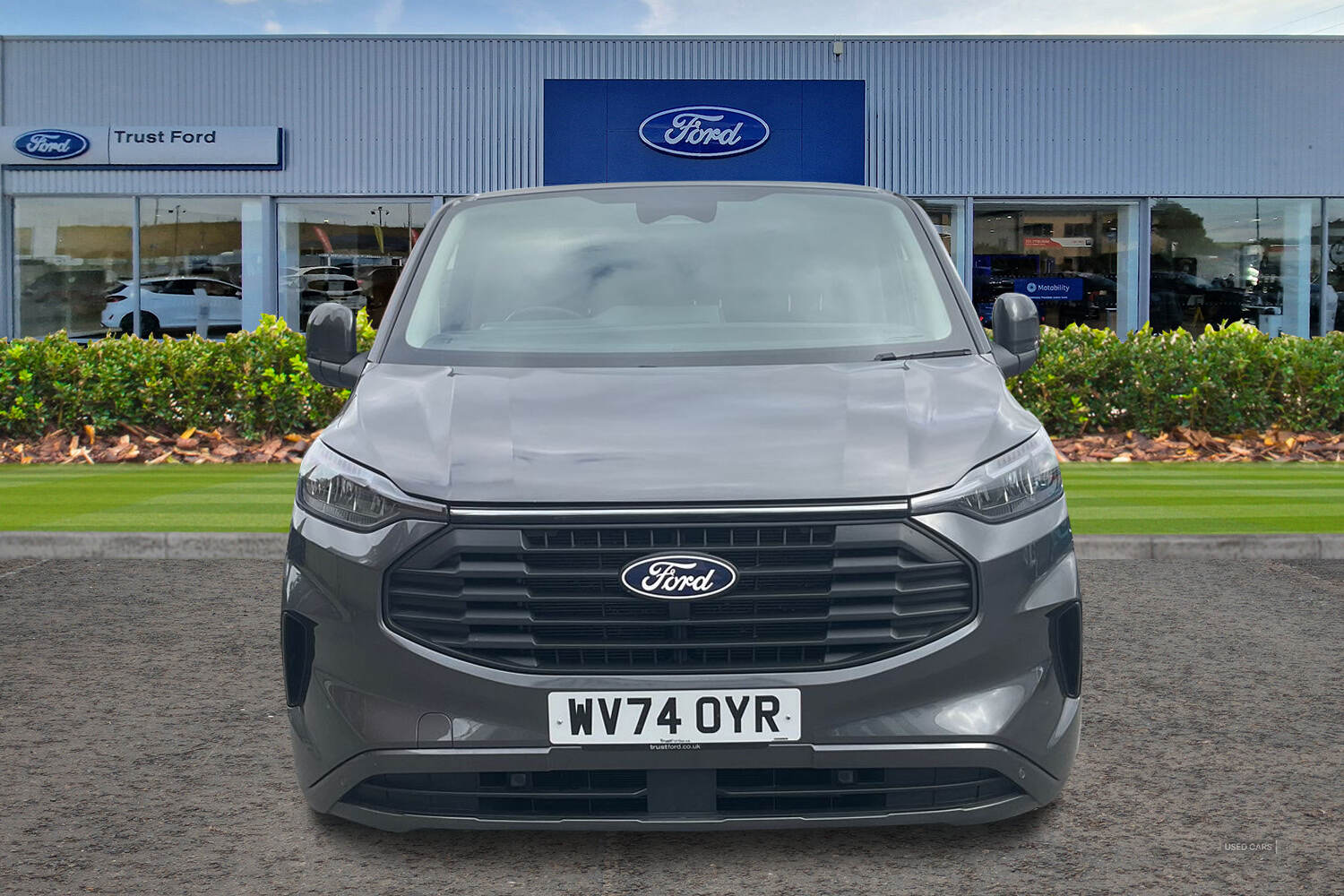 Sep 2024 Ford Transit Custom 2.0 EcoBlue 136ps H1 Van Limited Auto