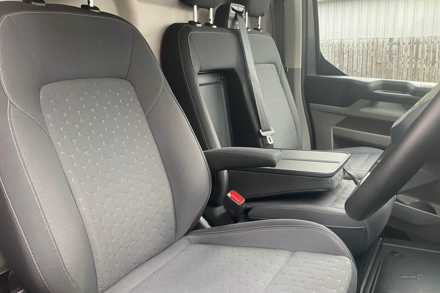 Sep 2024 Ford Transit Custom 2.0 EcoBlue 136ps H1 Van Limited Auto