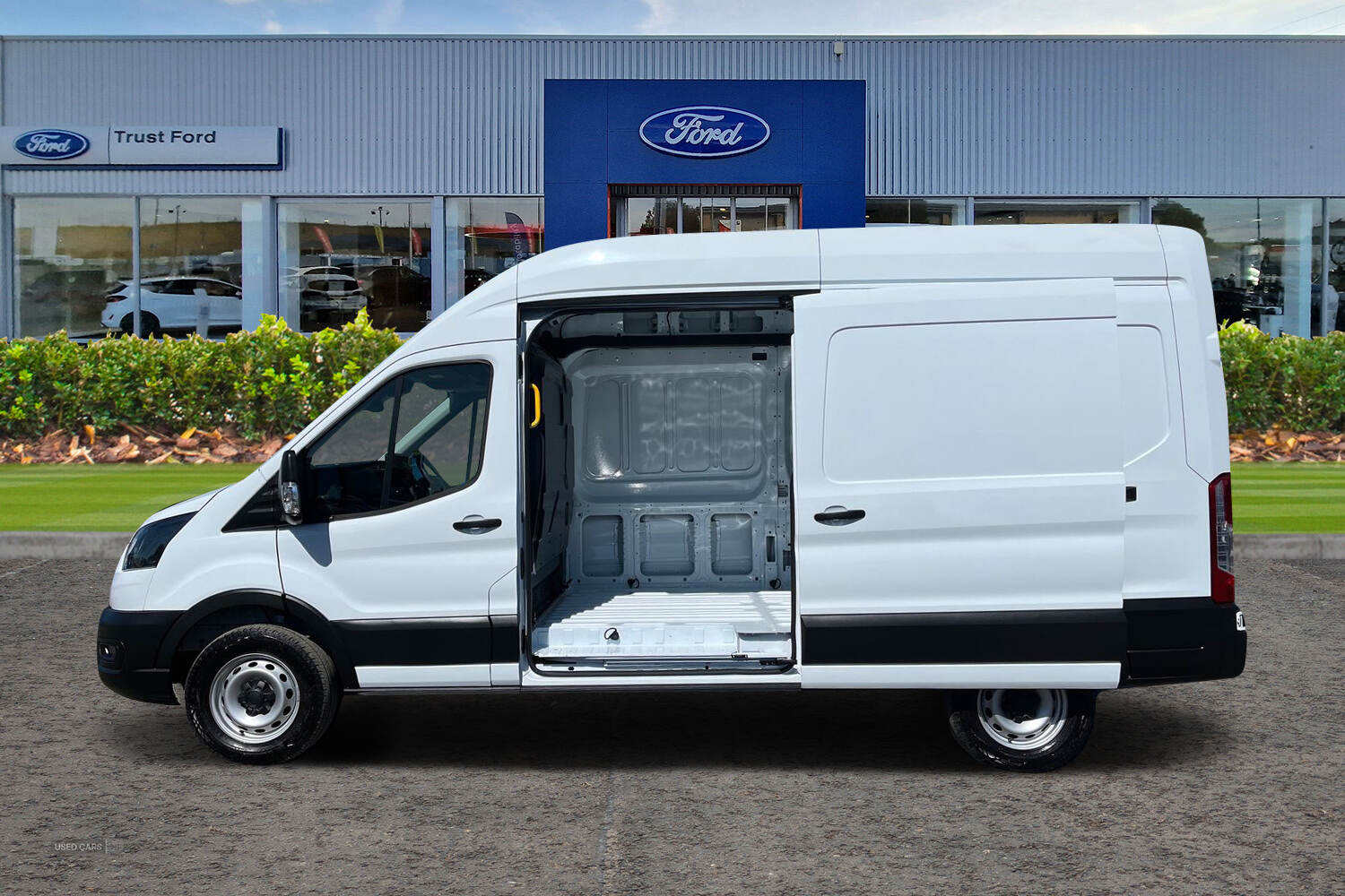 Nov 2024 Ford Transit 2.0 EcoBlue 130ps H3 Leader Van [DAP]