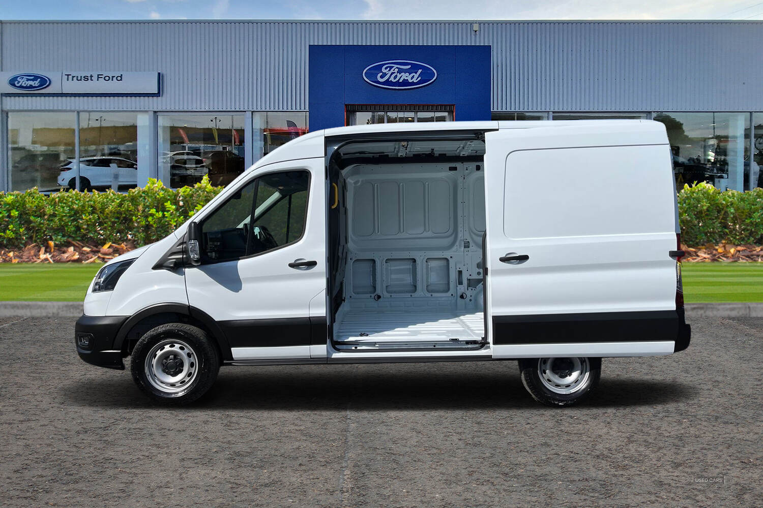 Nov 2024 Ford Transit 2.0 EcoBlue 165ps H2 Leader Van [DAP]