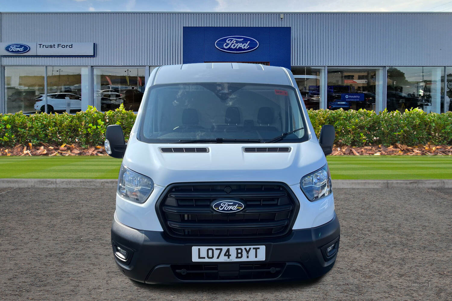 Nov 2024 Ford Transit 2.0 EcoBlue 165ps H2 Leader Van [DAP]
