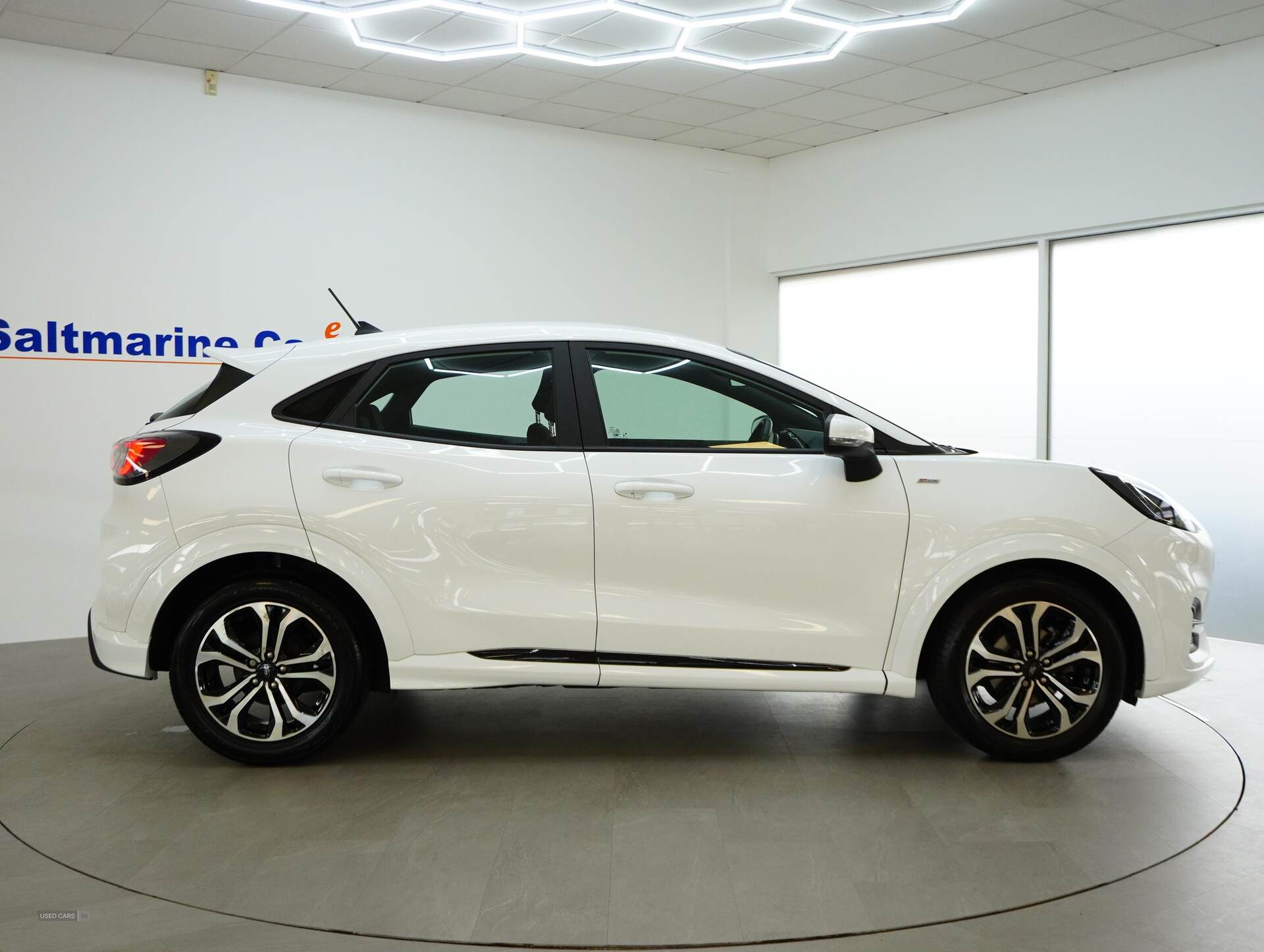 Apr 2021 Ford Puma 1.0 EcoBoost Hybrid mHEV ST-Line 5dr