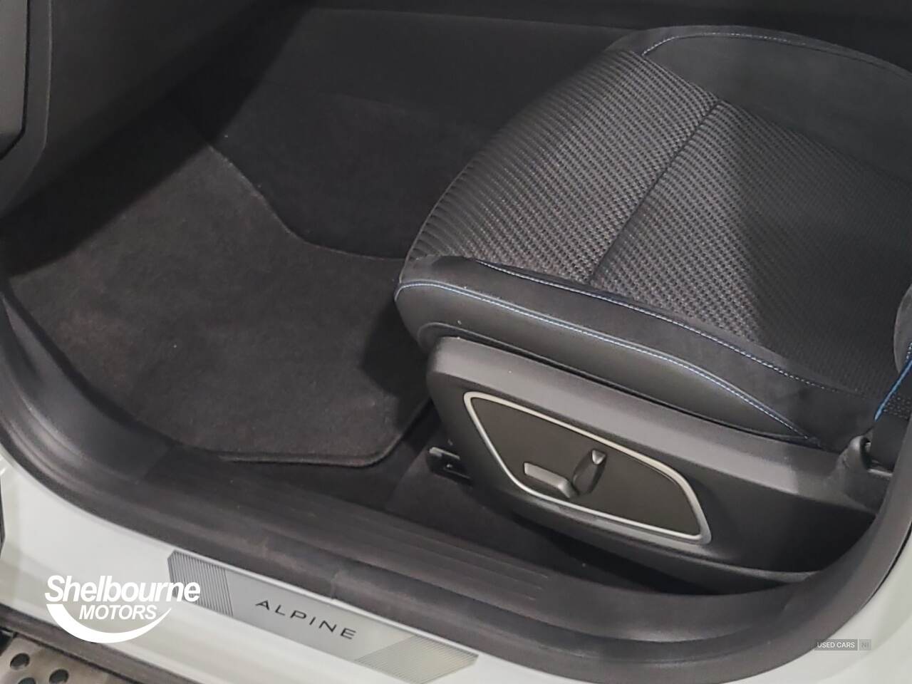 Apr 2025 Renault Austral E-Tech FHEV Techno Esprit Alpine 5dr Auto