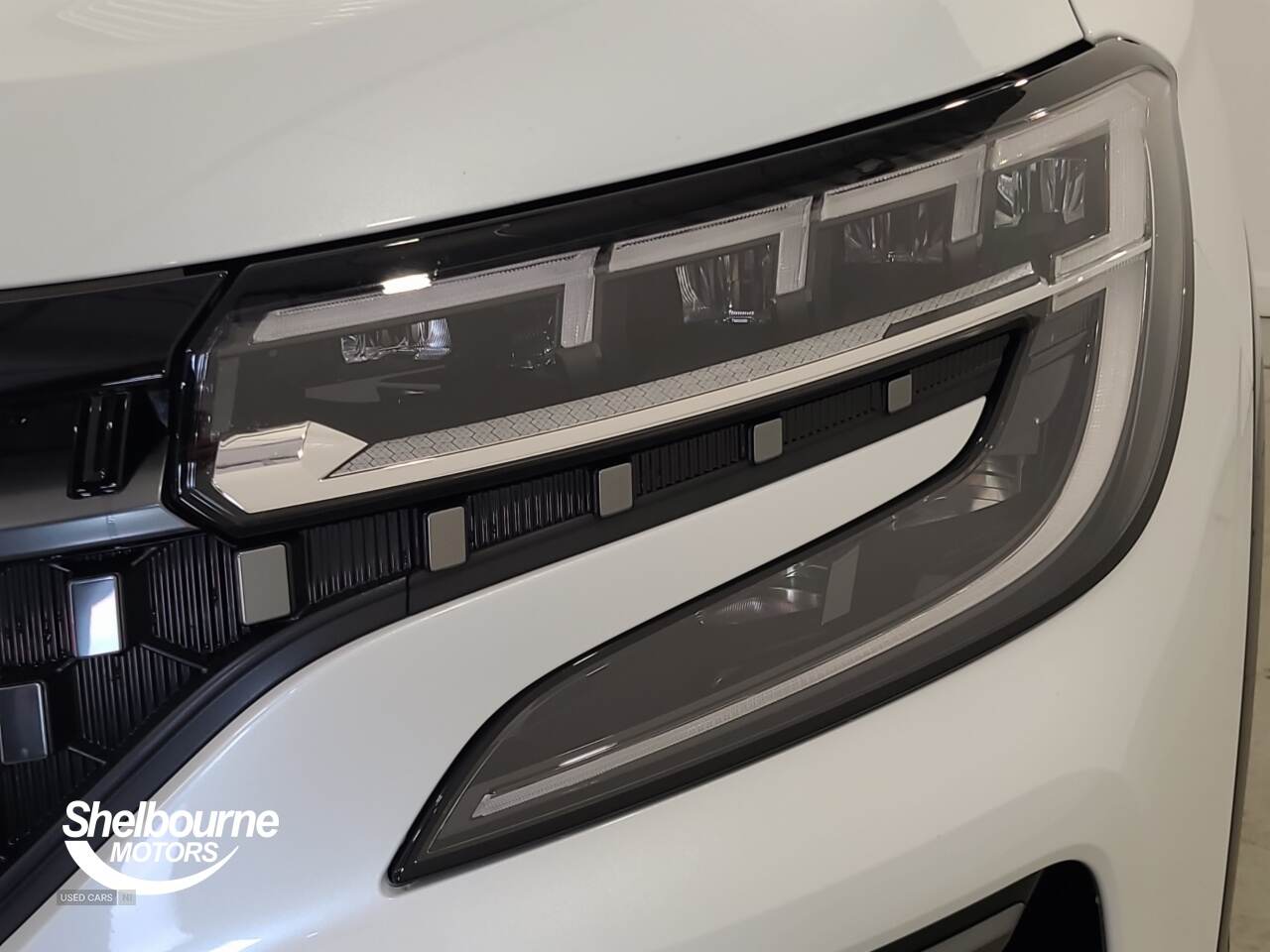 Apr 2025 Renault Austral E-Tech FHEV Techno Esprit Alpine 5dr Auto