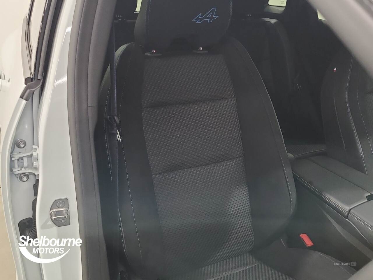 Apr 2025 Renault Austral E-Tech FHEV Techno Esprit Alpine 5dr Auto