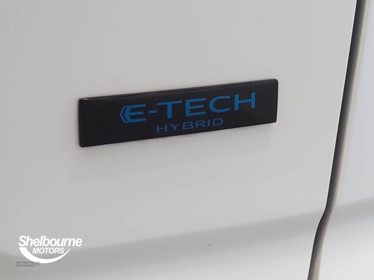 Apr 2025 Renault Austral E-Tech FHEV Techno Esprit Alpine 5dr Auto