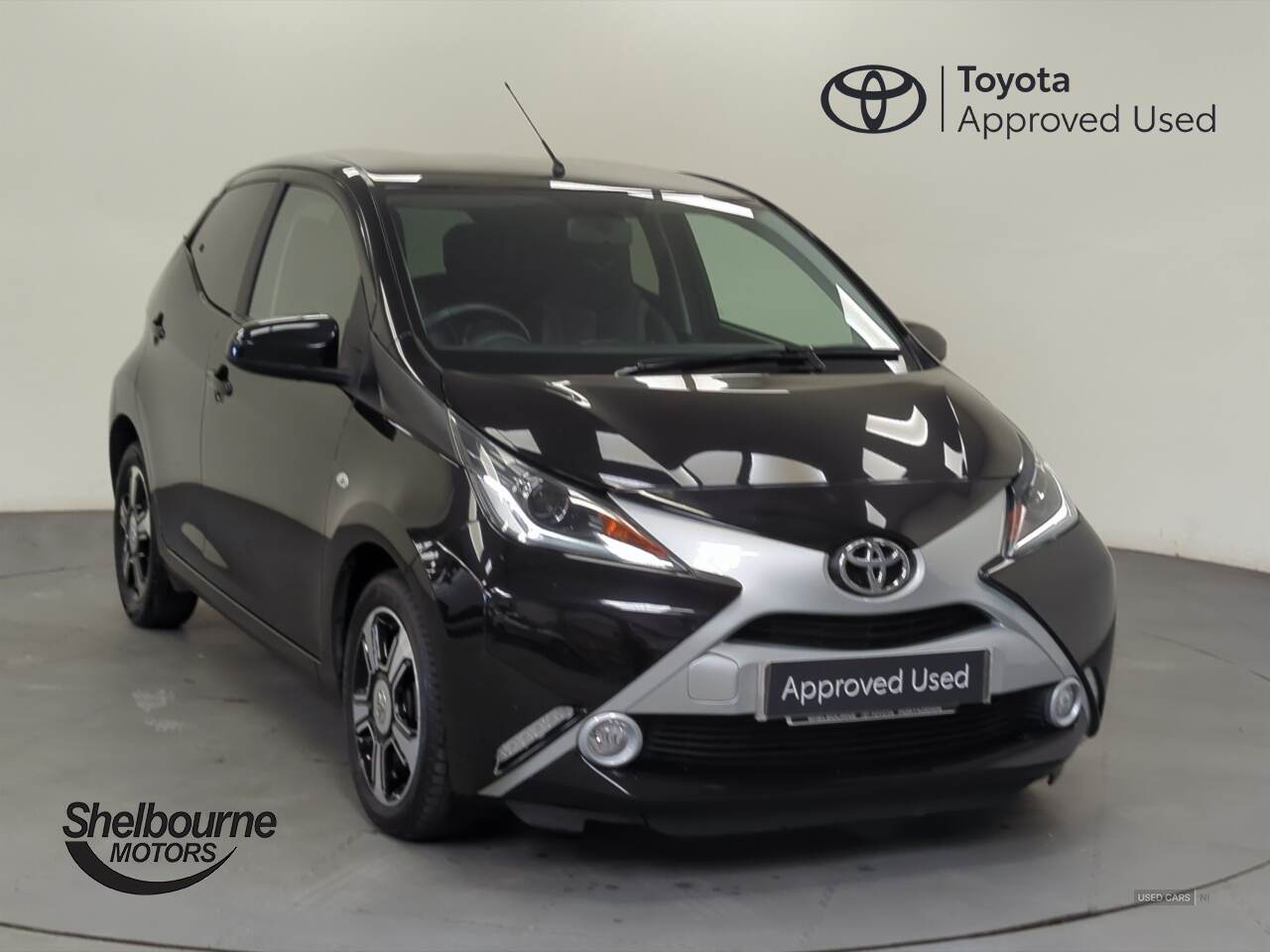 Apr 2018 Toyota Aygo 1.0 VVT-i X-Clusiv 3 5dr x-shift