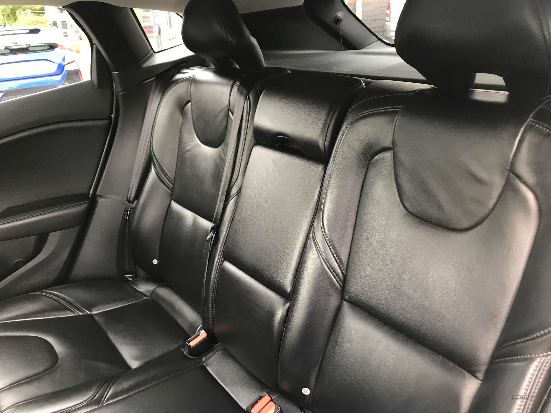 Apr 2017 Volvo V40 T3 [152] Inscription 5dr