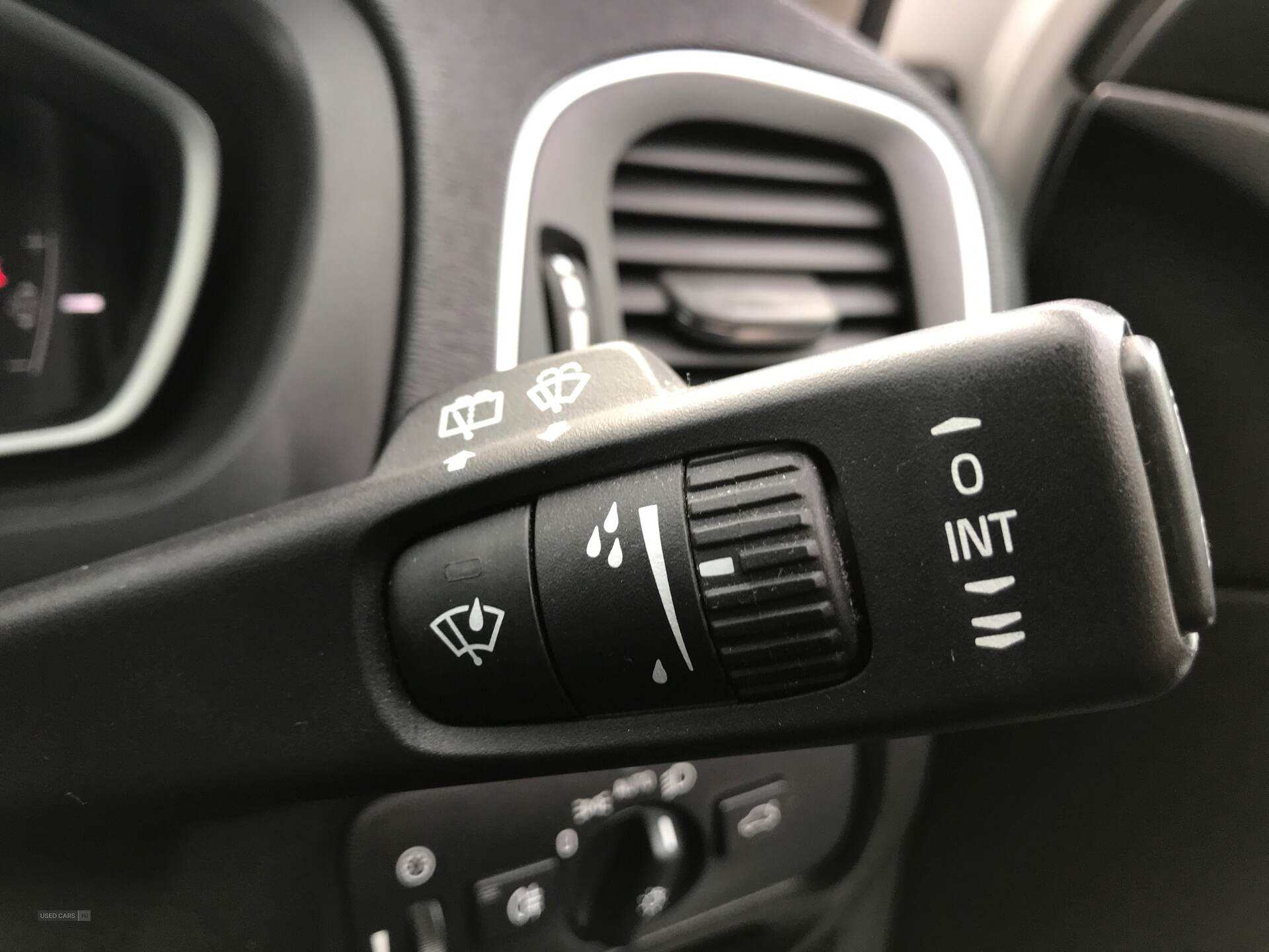 Apr 2017 Volvo V40 T3 [152] Inscription 5dr