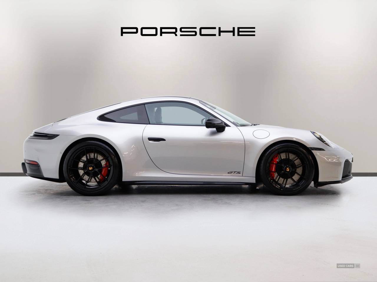 Apr 2025 Porsche 911 GTS t-Hybrid 2dr PDK