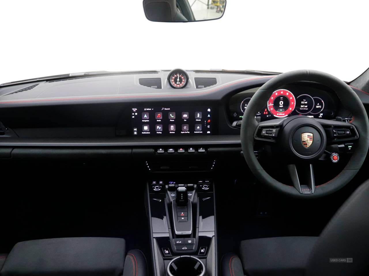 Apr 2025 Porsche 911 GTS t-Hybrid 2dr PDK