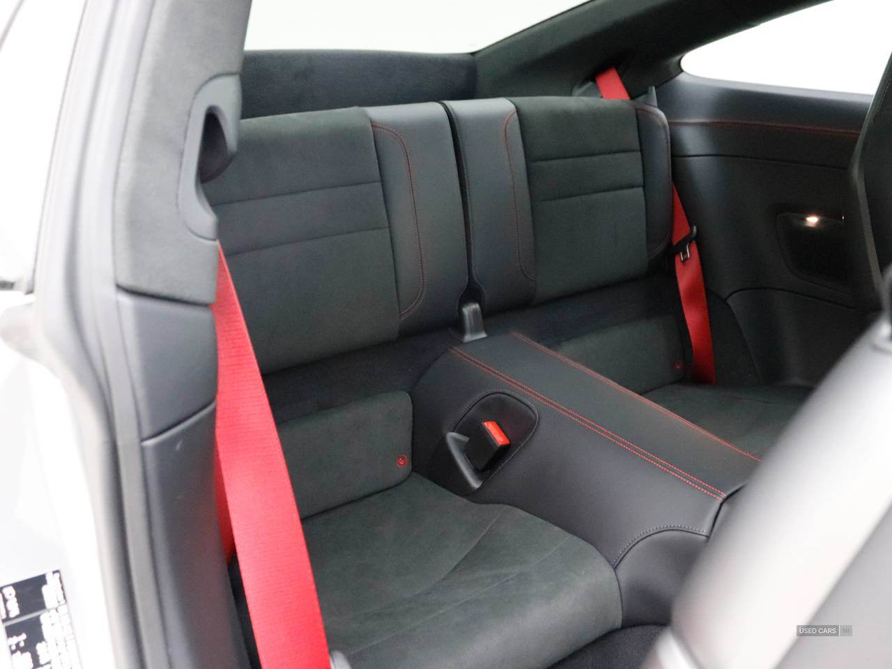 Apr 2025 Porsche 911 GTS t-Hybrid 2dr PDK
