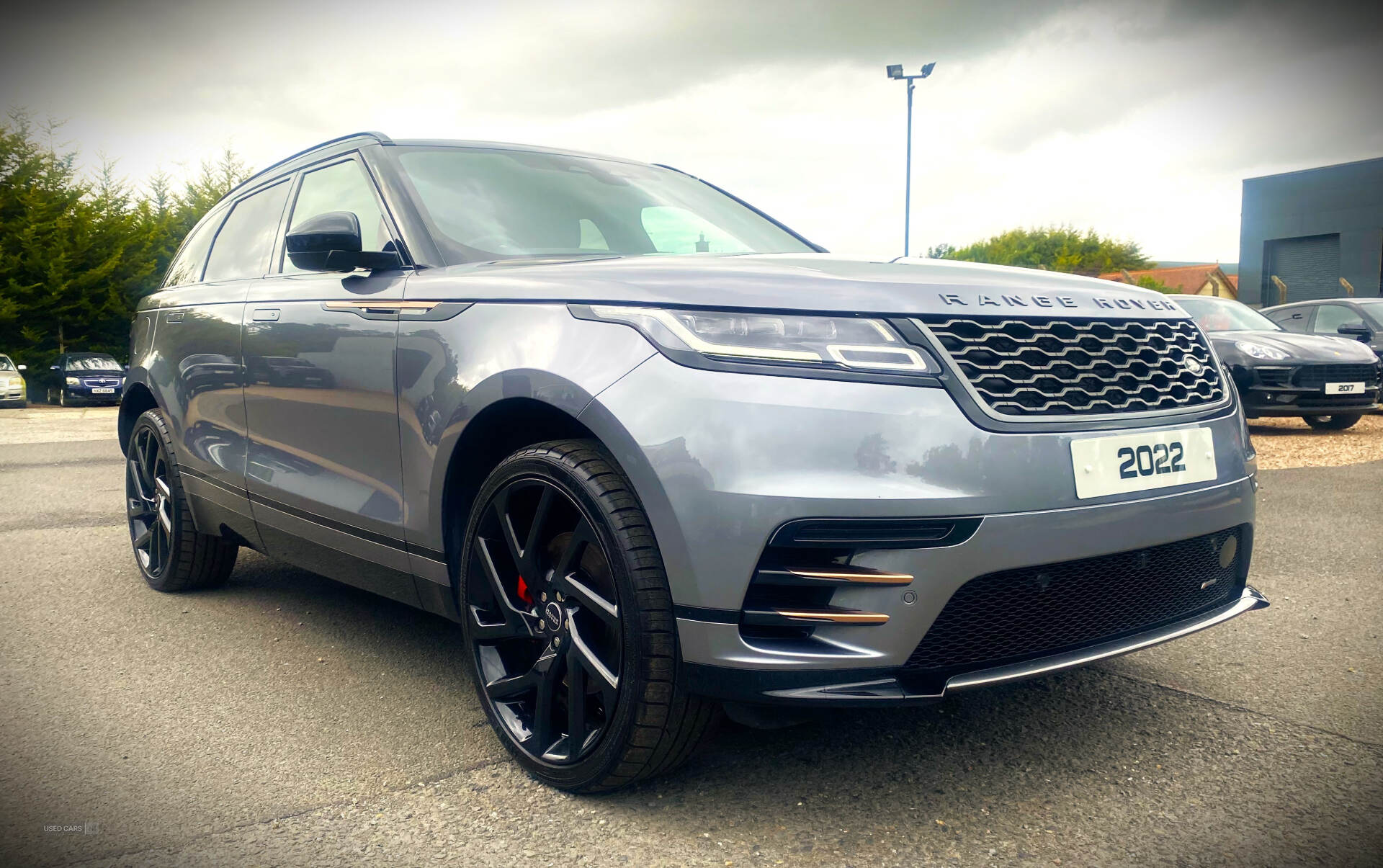 Mar 2022 Land Rover Range Rover Velar 2.0 D200 R-Dynamic SE 5dr Auto