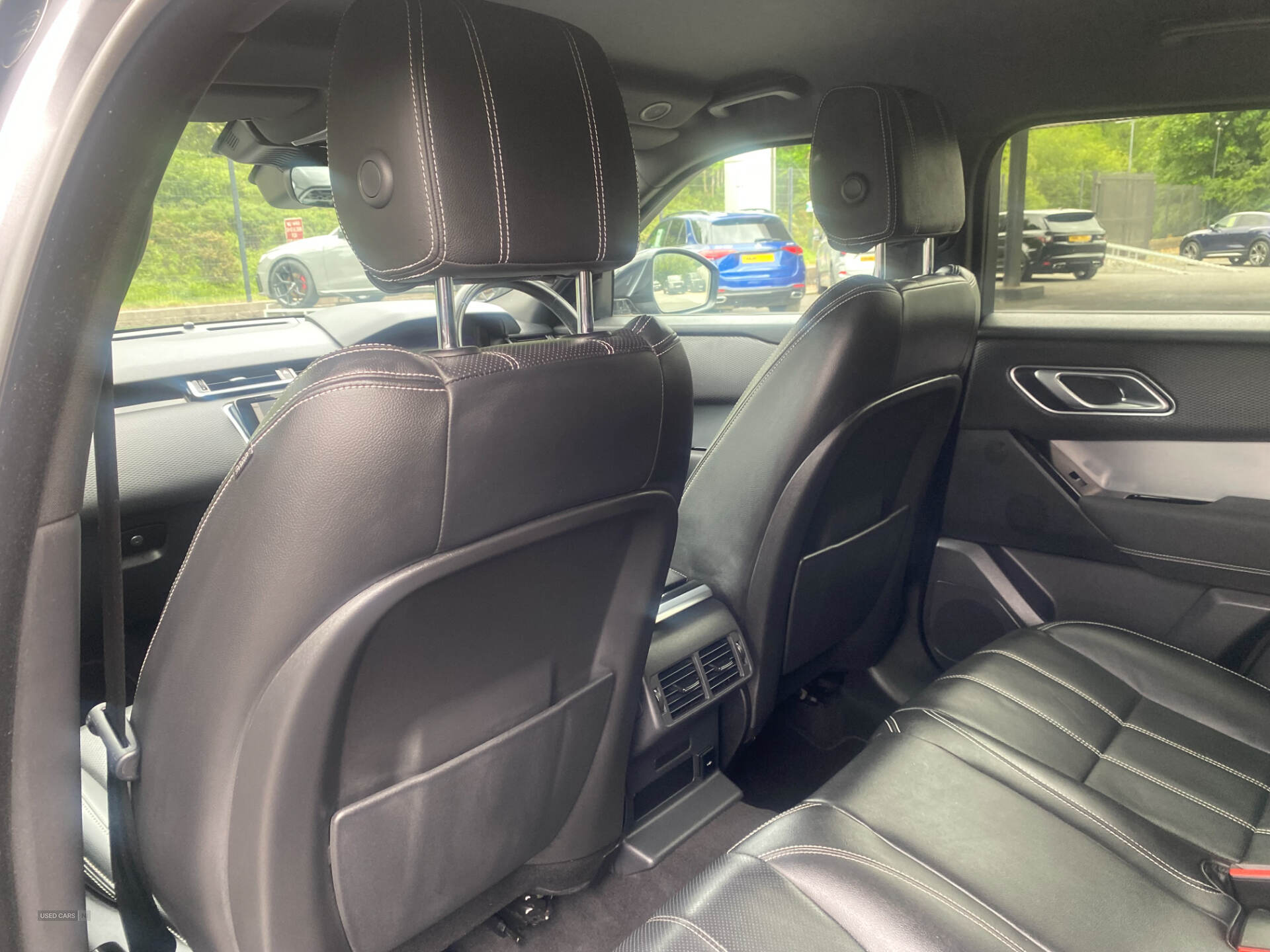 Mar 2022 Land Rover Range Rover Velar 2.0 D200 R-Dynamic SE 5dr Auto
