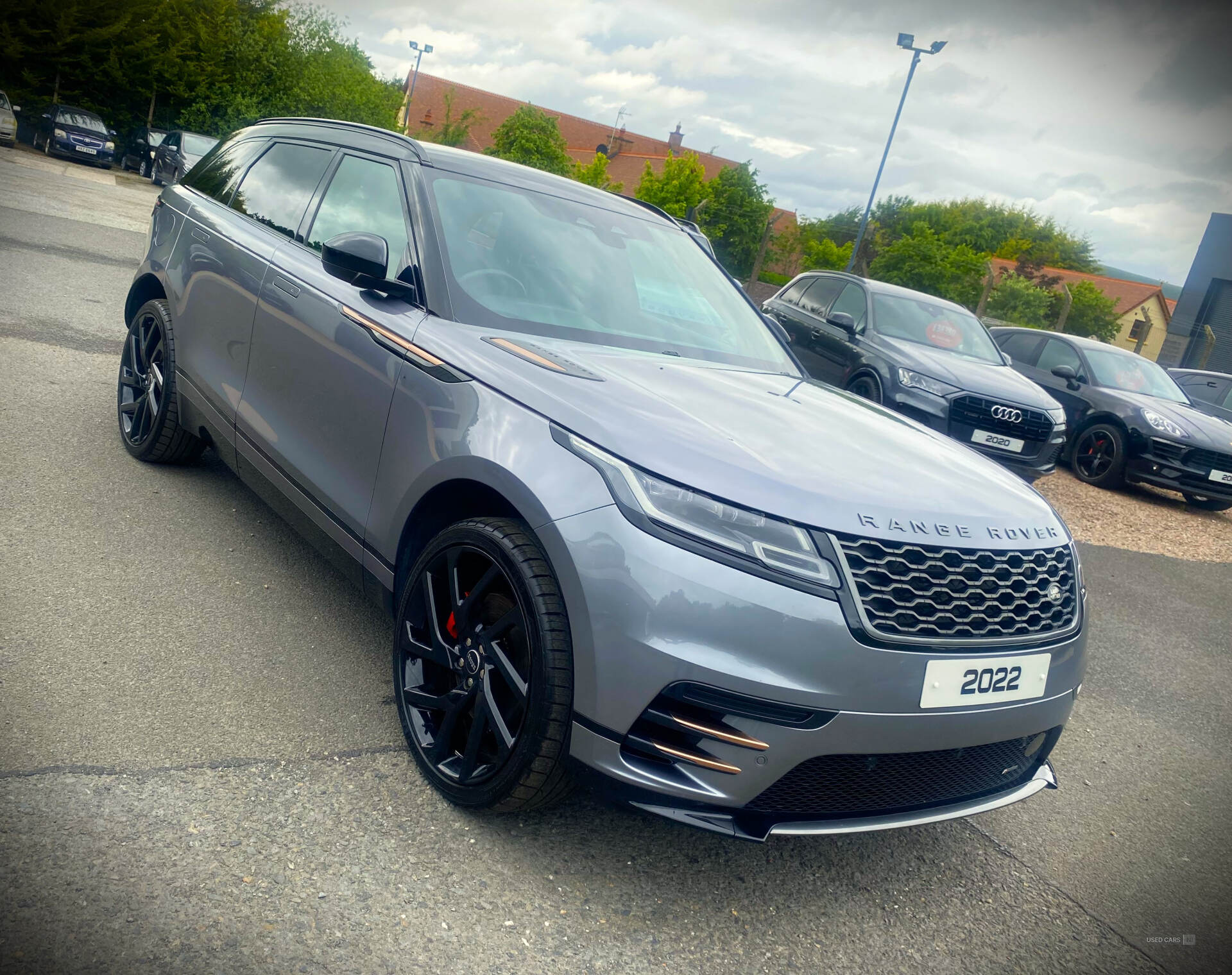 Mar 2022 Land Rover Range Rover Velar 2.0 D200 R-Dynamic SE 5dr Auto