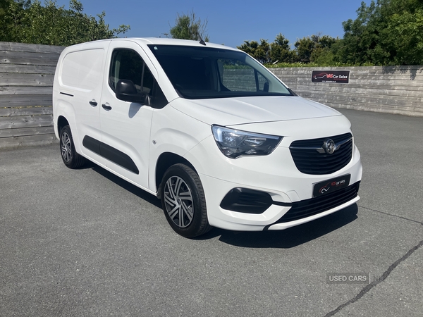 Vauxhall Combo CARGO L2 DIESEL in Down