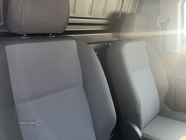 Vauxhall Combo CARGO L2 DIESEL in Down