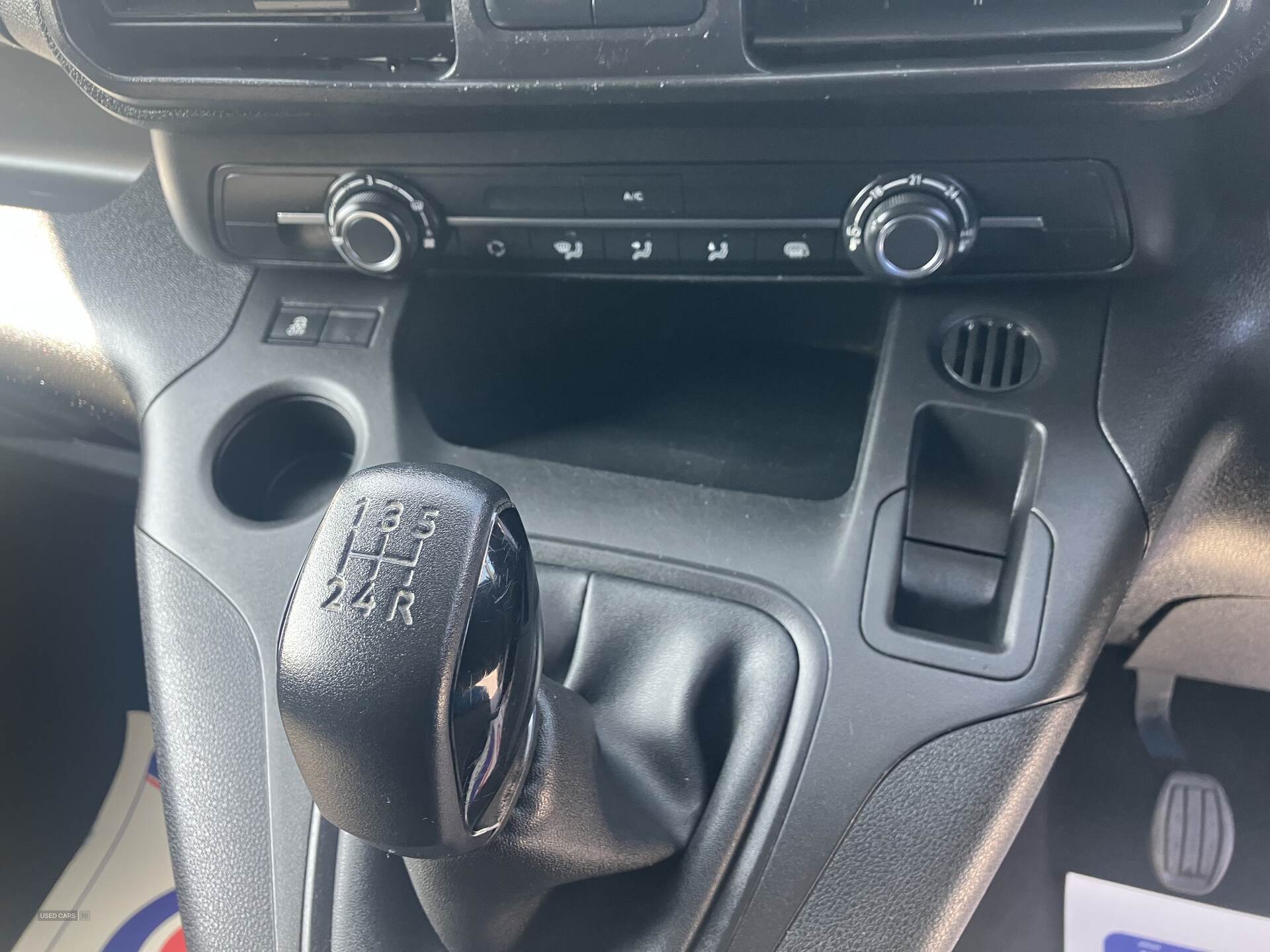 Vauxhall Combo CARGO L2 DIESEL in Down