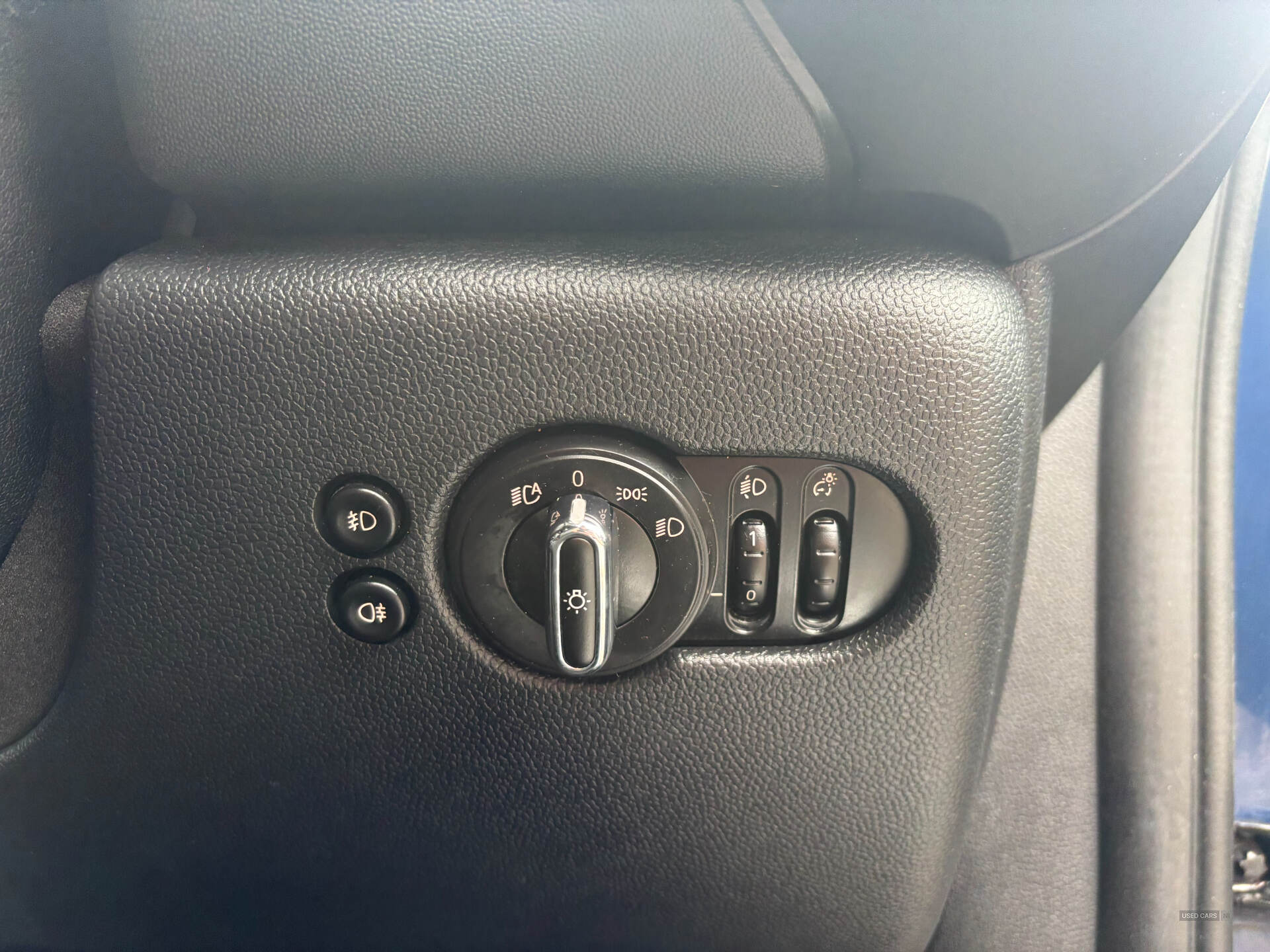 MINI Hatch in Down