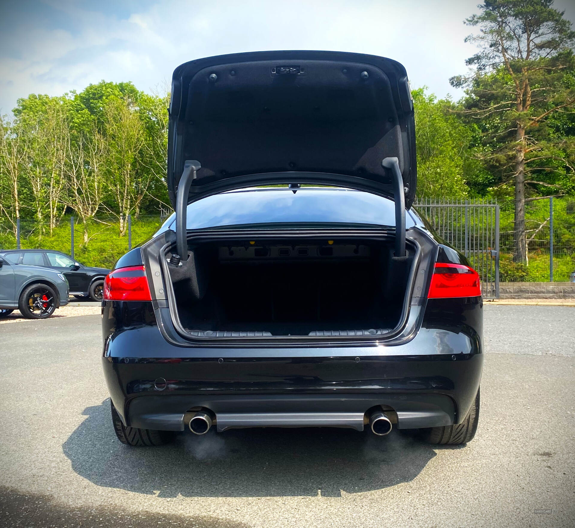 Dec 2017 Jaguar XF 2.0d [240] R-Sport 4dr Auto AWD