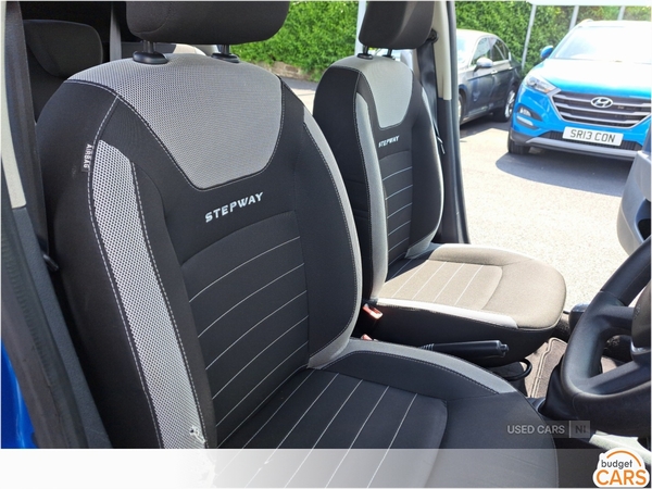 Dacia Sandero Stepway HATCHBACK in Down