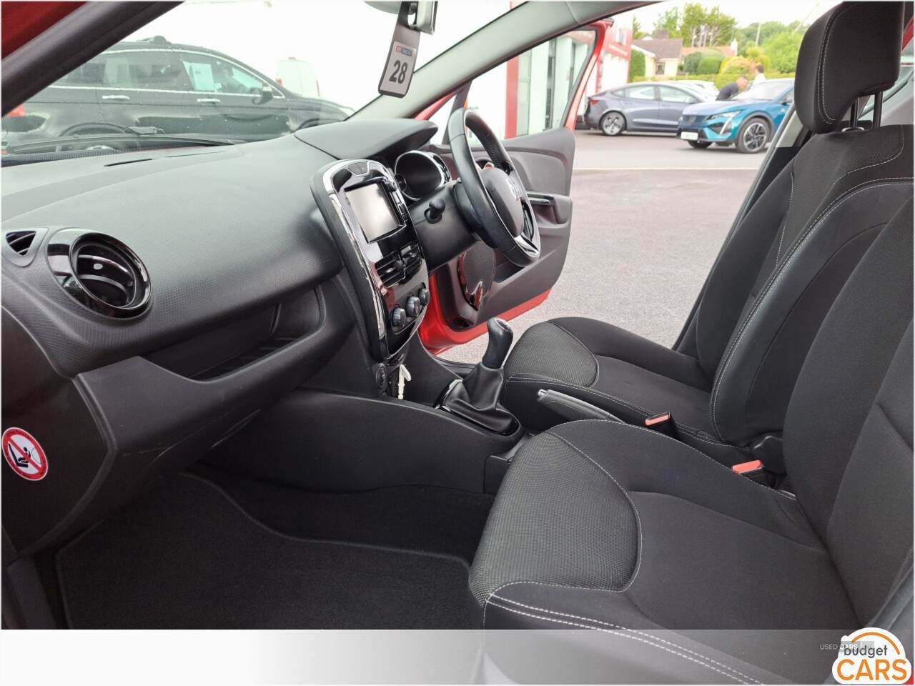 Oct 2014 Renault Clio 1.2 16V Dynamique MediaNav 5dr